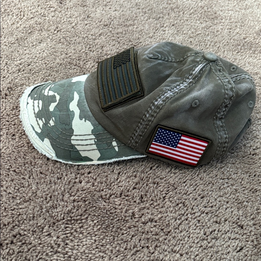 Camouflage Baseball Cap With Flag Patch - image 2